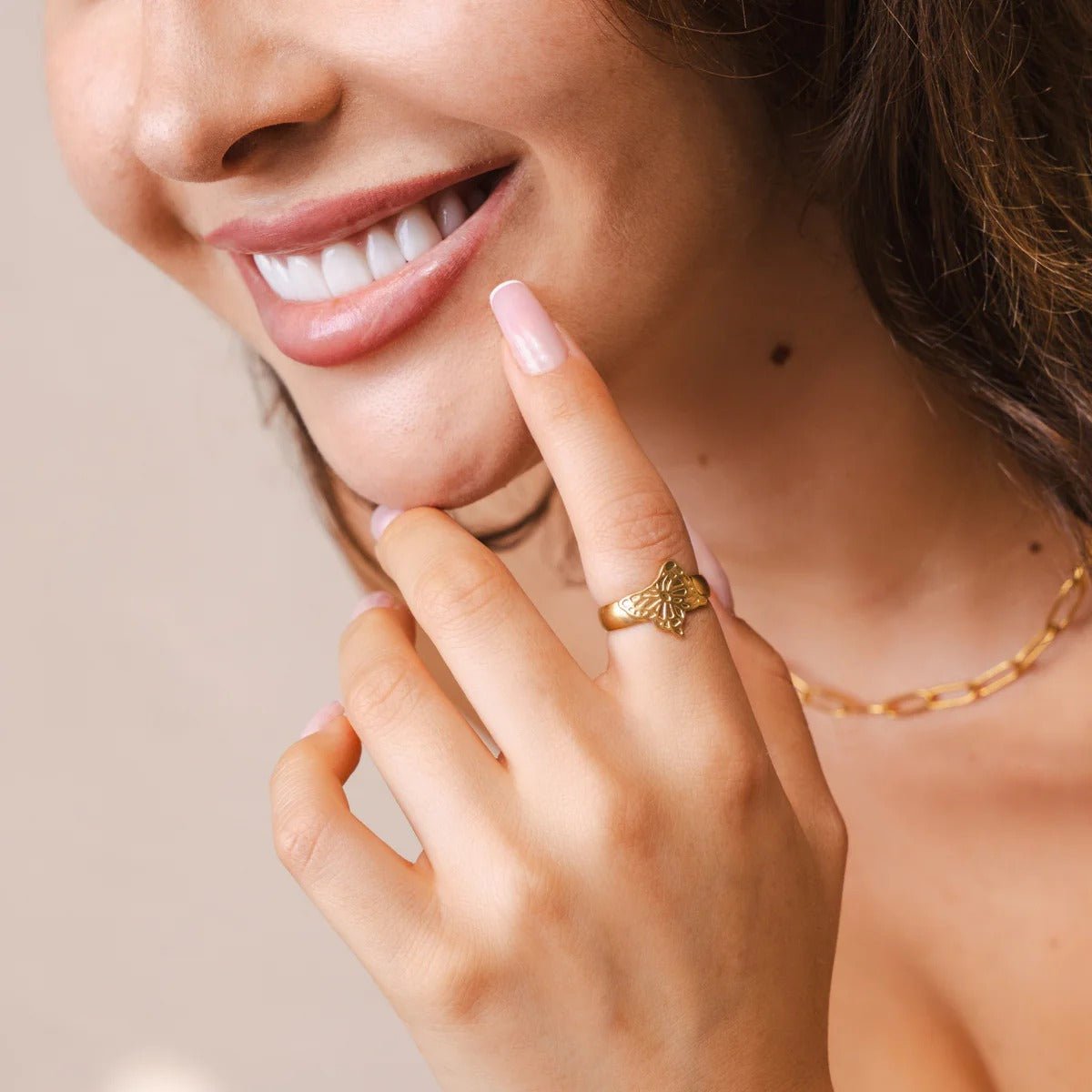 Flora Adjustable Ring Plated in 18K Gold