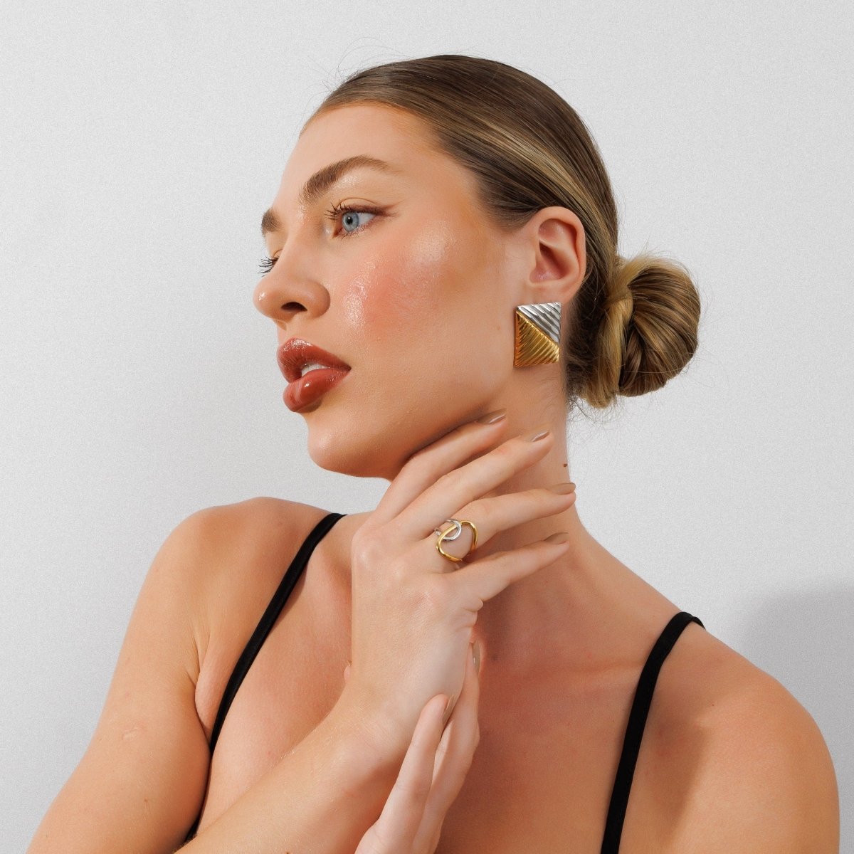 Adjustable Light Bonds Ring with Mixed Gold and Silver Plating