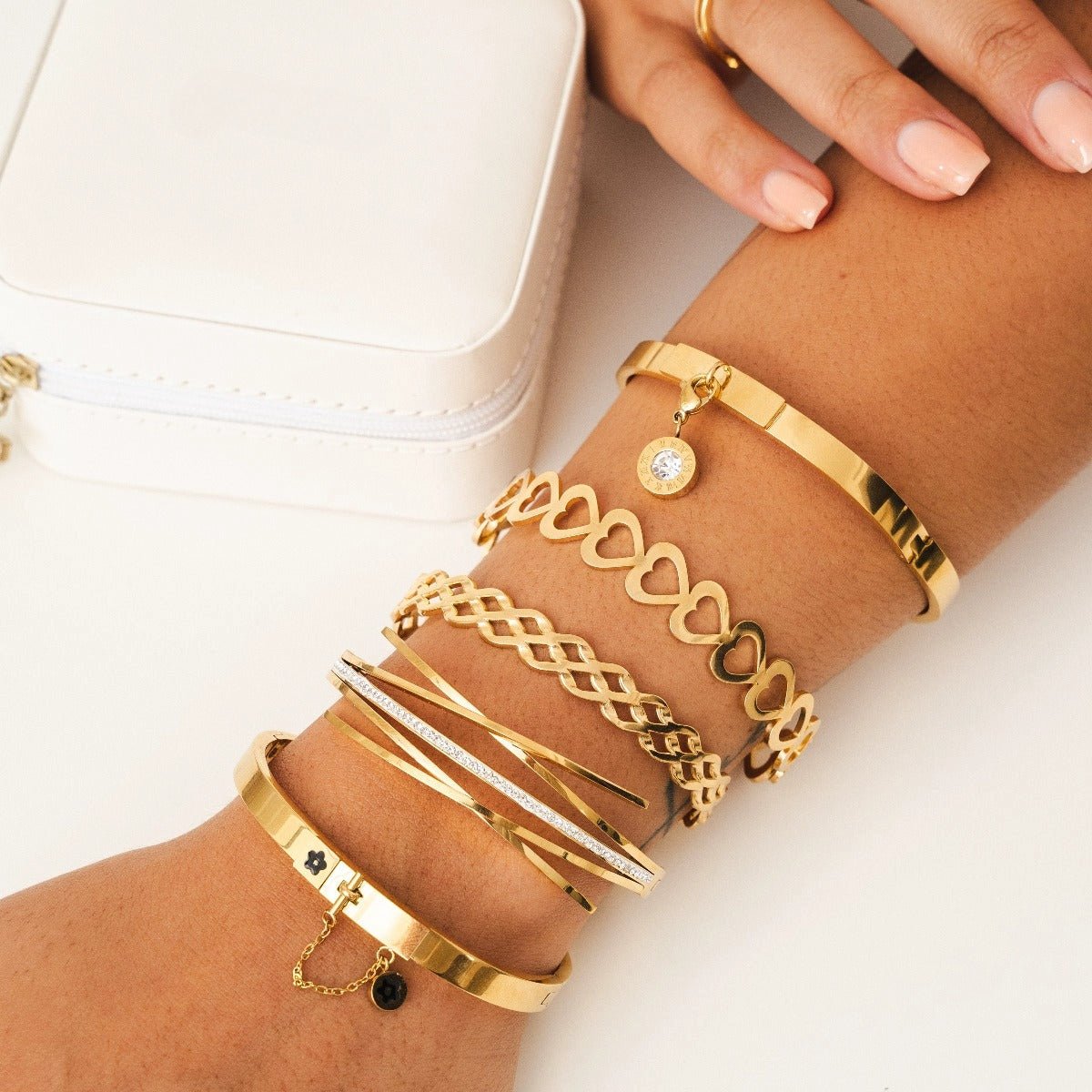 Florence Bracelet with Zirconia Plated in 18K Gold