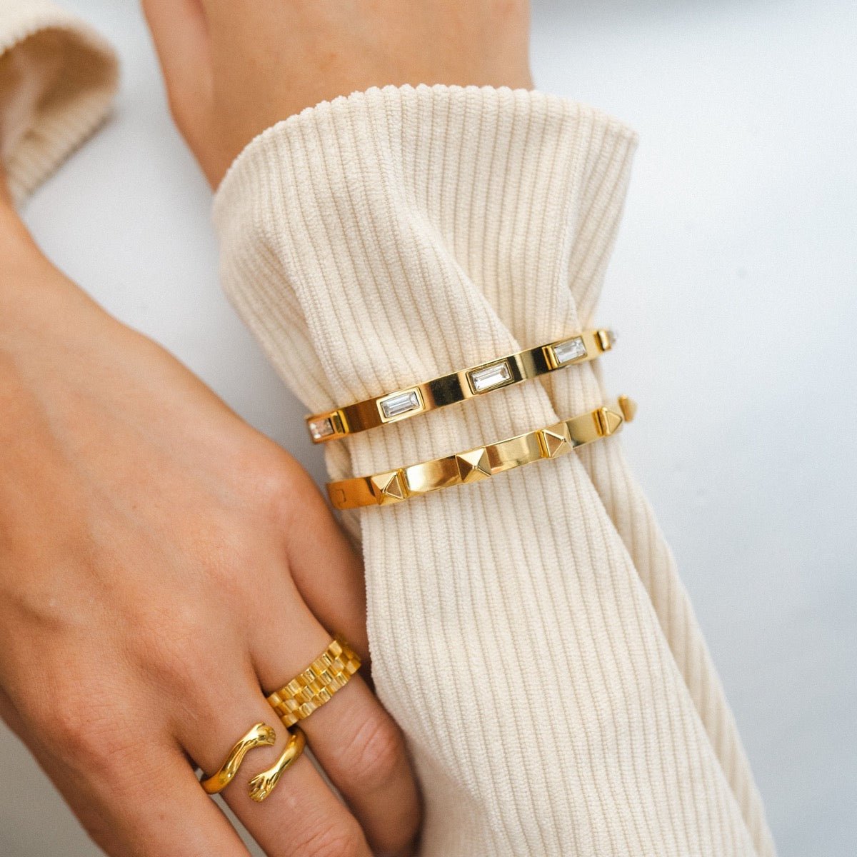 Studded Bracelet Plated in 18K Gold