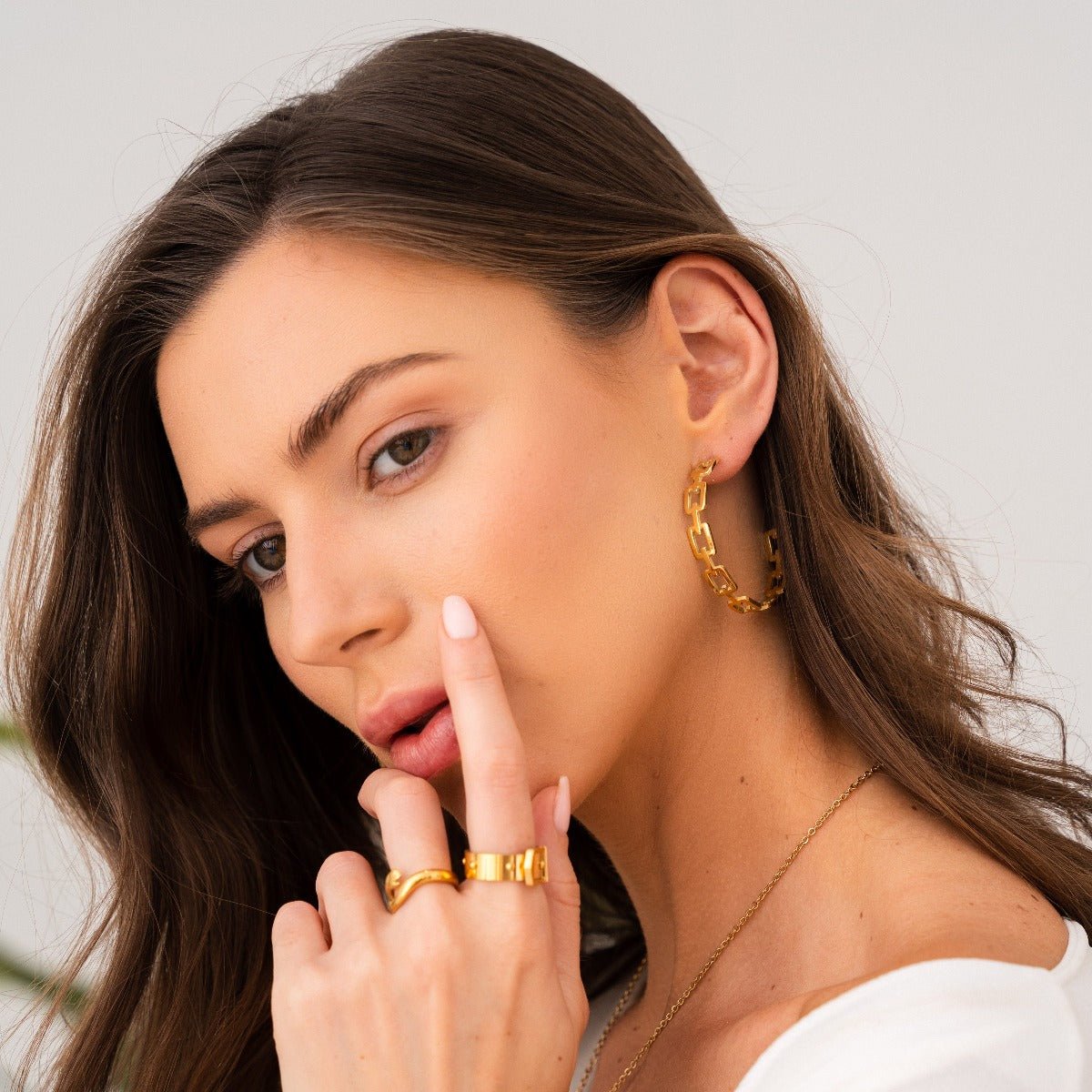 Alexandra Hoop Earring Plated in 18K Gold