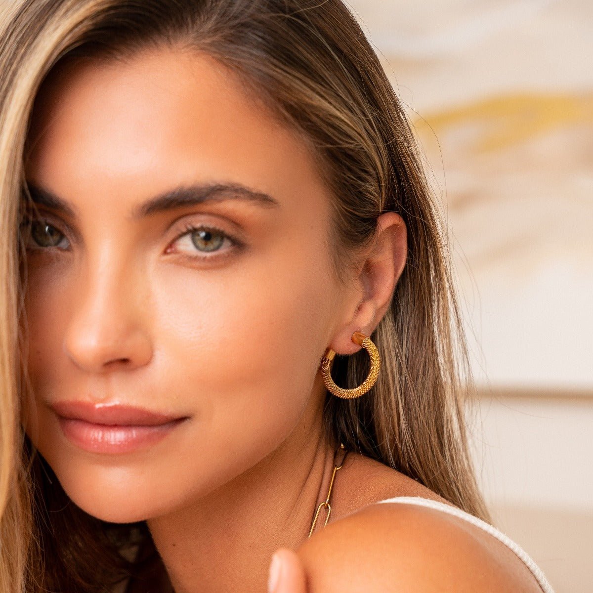 Isabella Hoop Earring Gold Plated 18K