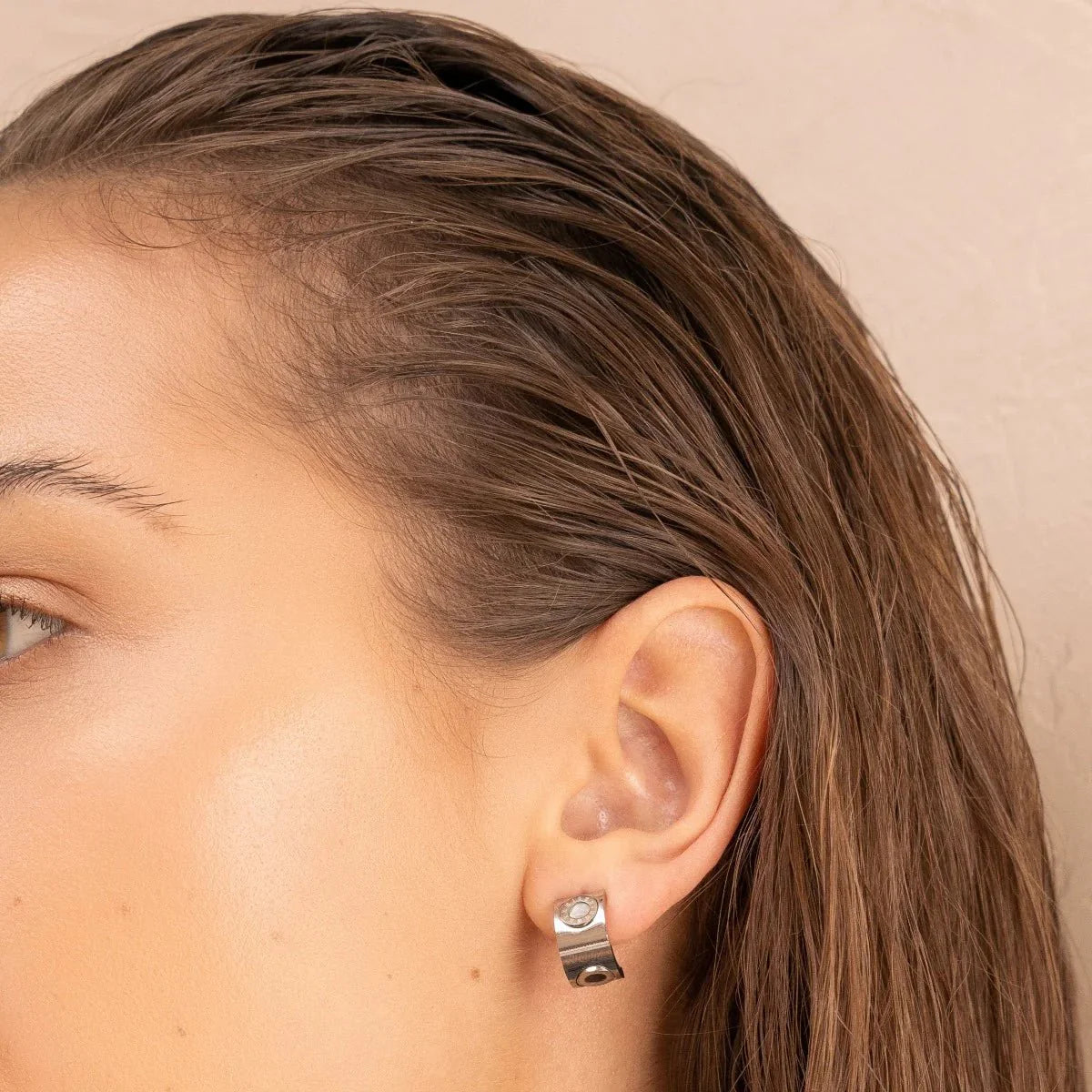 Rotating Roman Numeral Earring - Silver