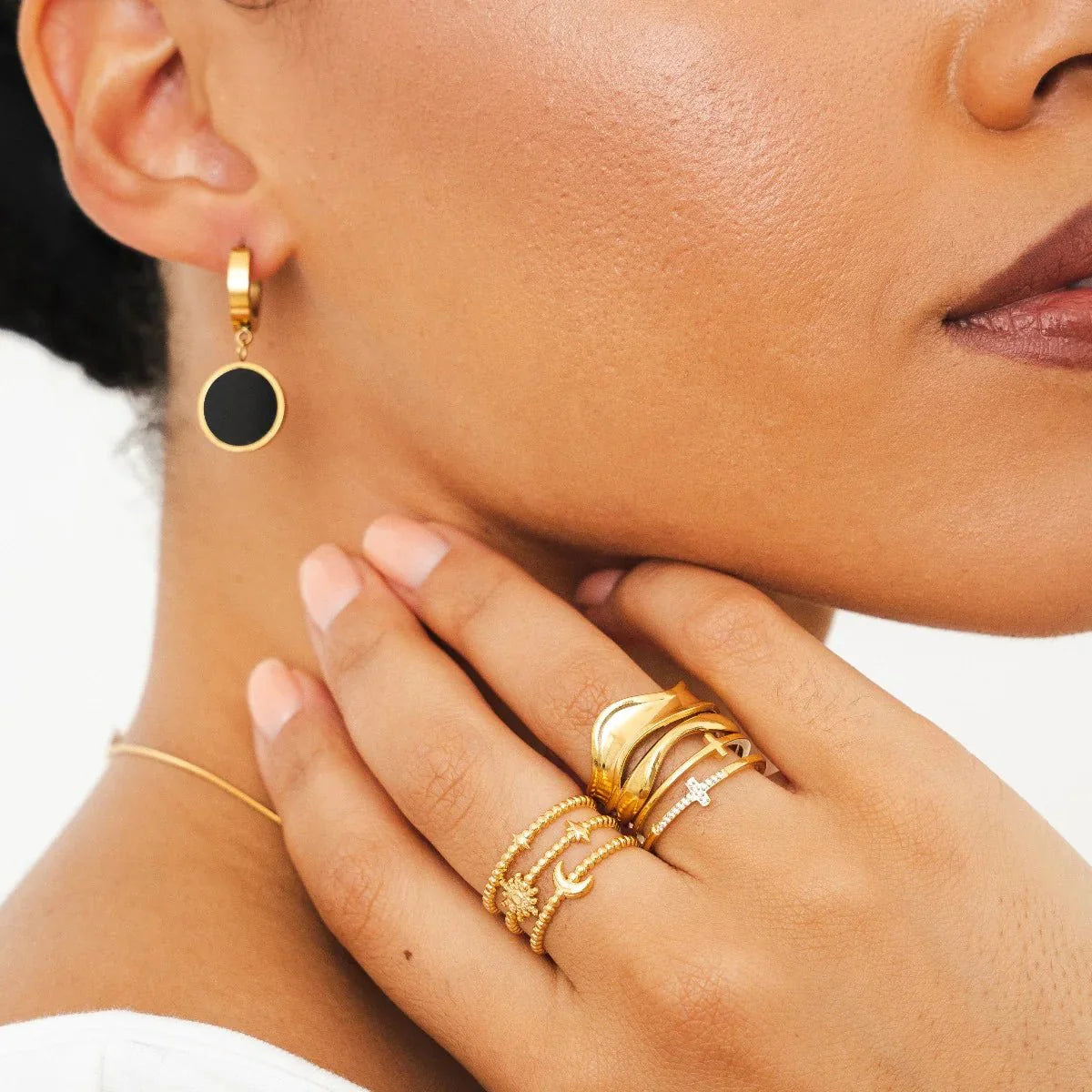 Noir Pendant Earring Plated in 18k Gold