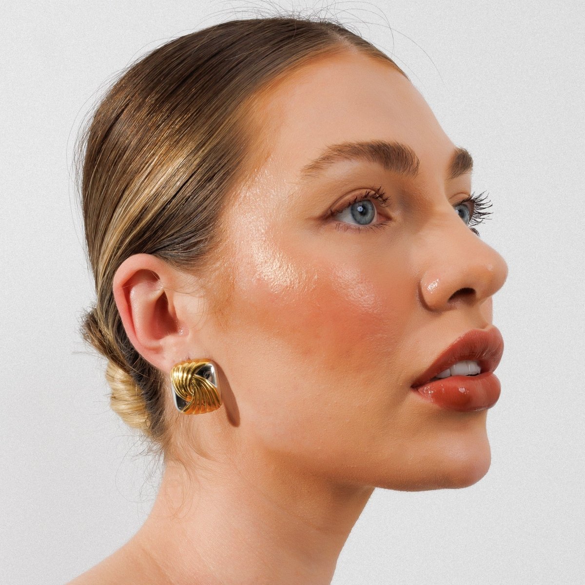 Spiral Square Earrings in Mixed Gold and Silver Plating
