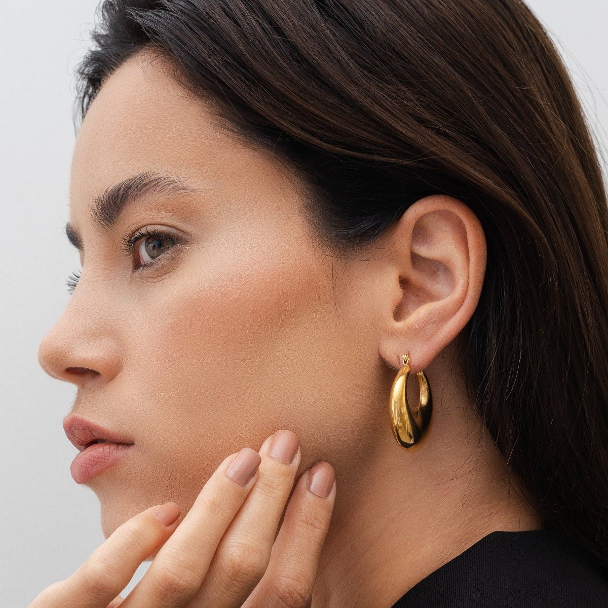 Bold Hoop Earrings Eva Plated in 18k Gold