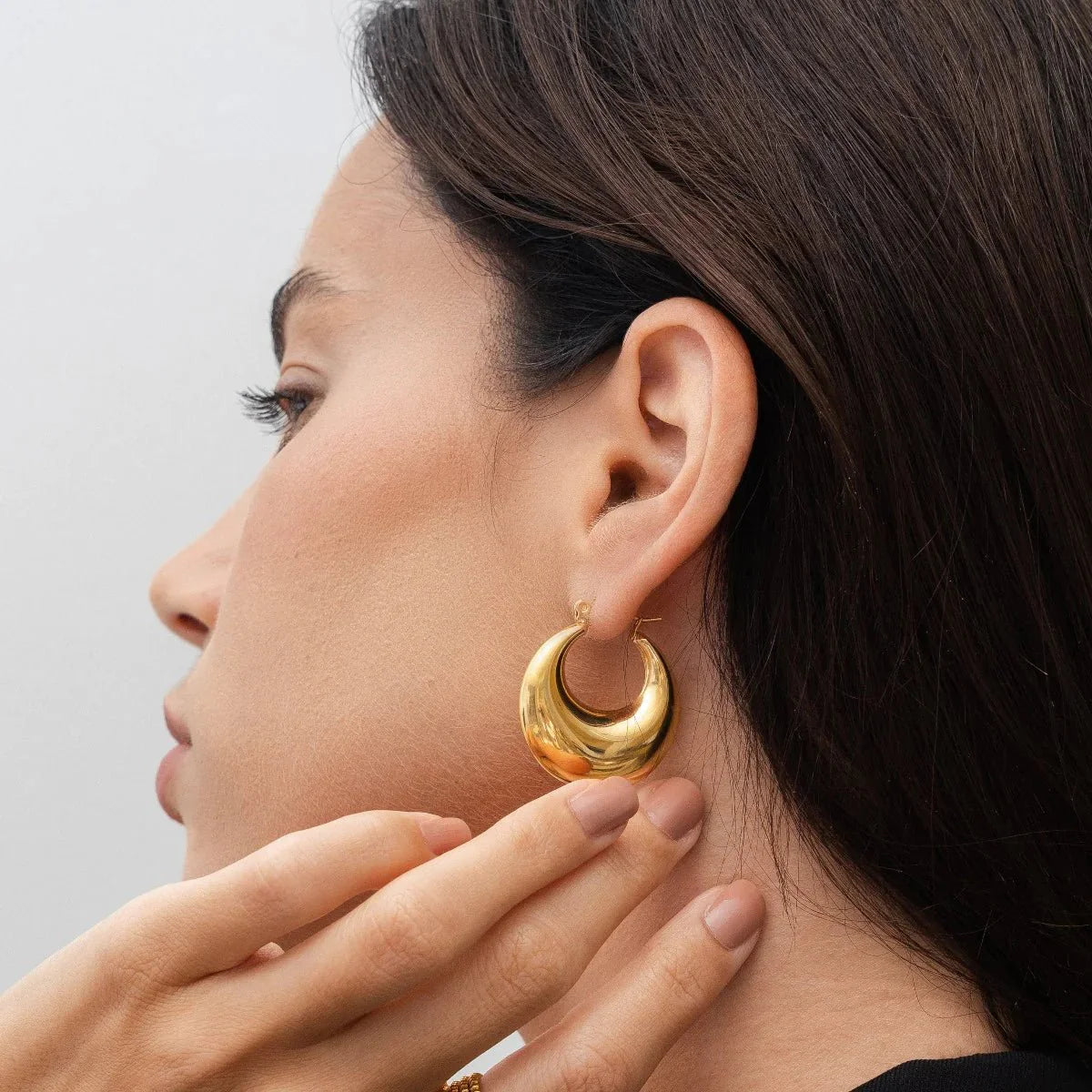 Bold Hoop Earrings Eva Plated in 18k Gold