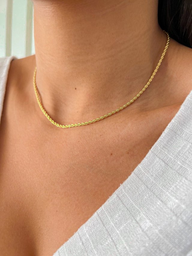 Fine 2mm Bayonet Chain Necklace Plated in 18k Gold