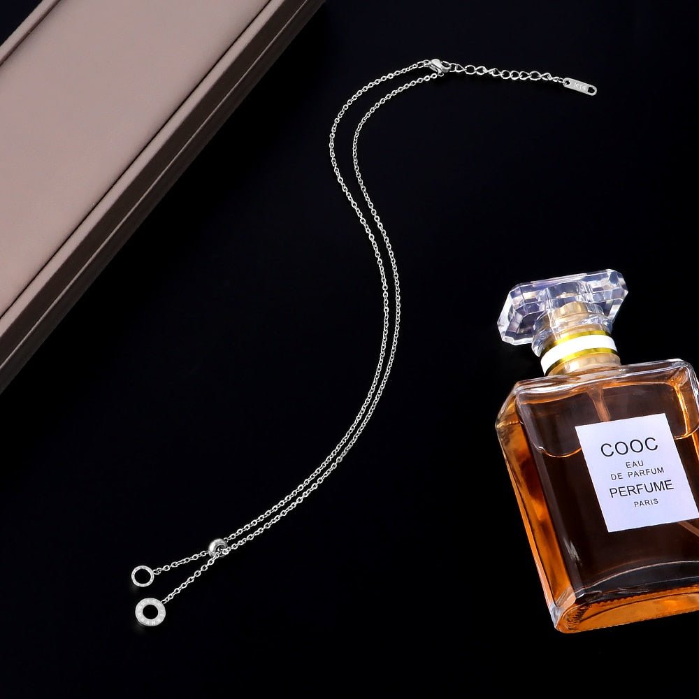 Athenas Pendant Necklace Plated in 18k Gold