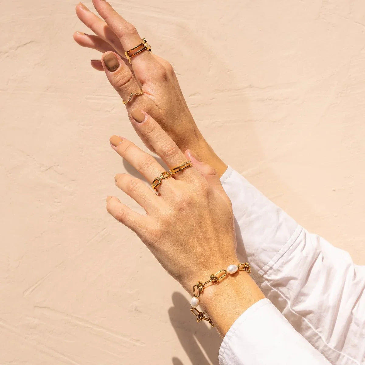 Knot and Pearls Bracelet Gold Plated 18k