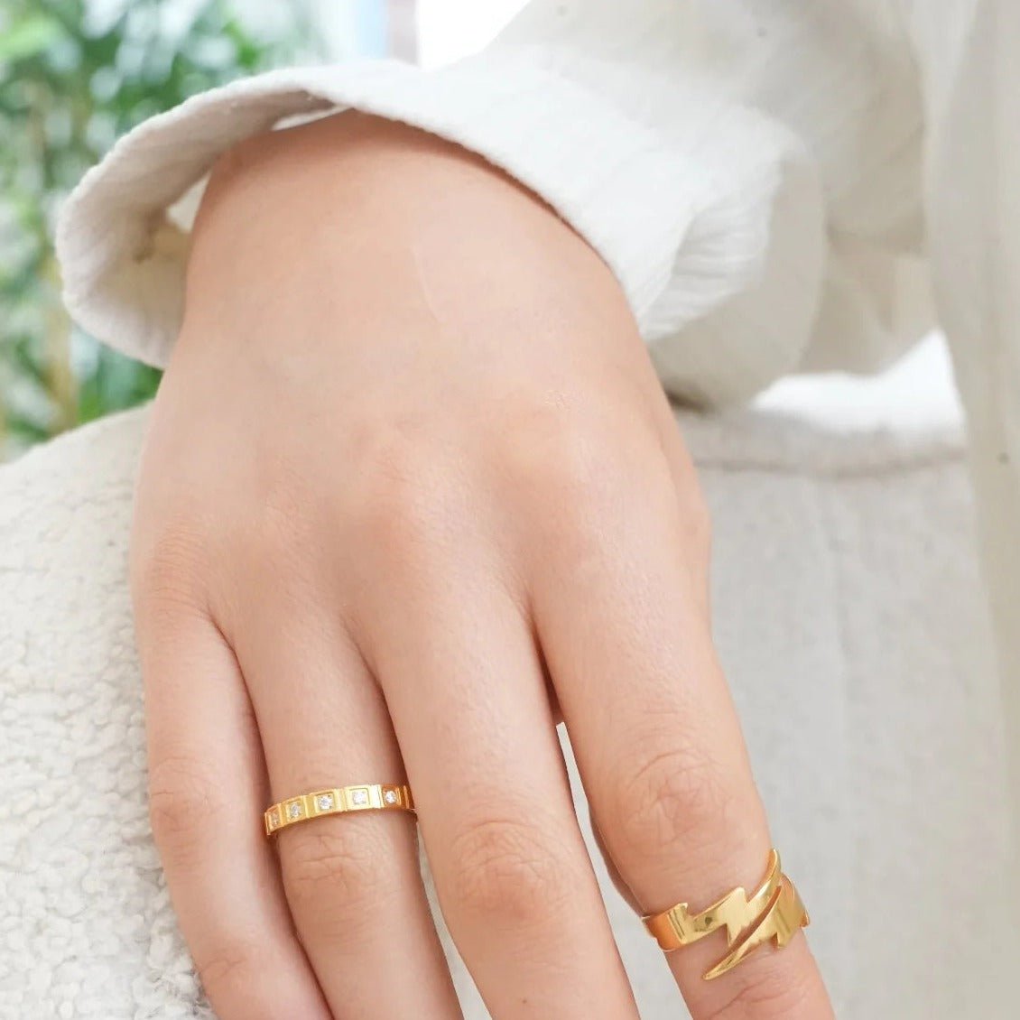 Stone Block Ring Plated in 18K Gold