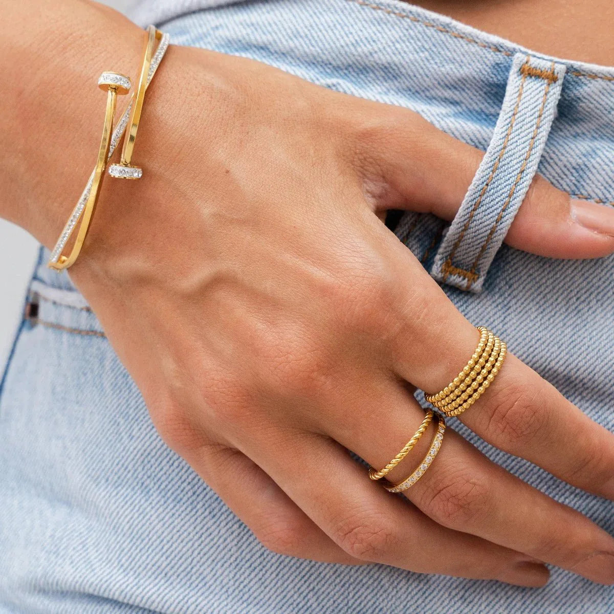 Iconic Sphere Ring Plated in 18K Gold