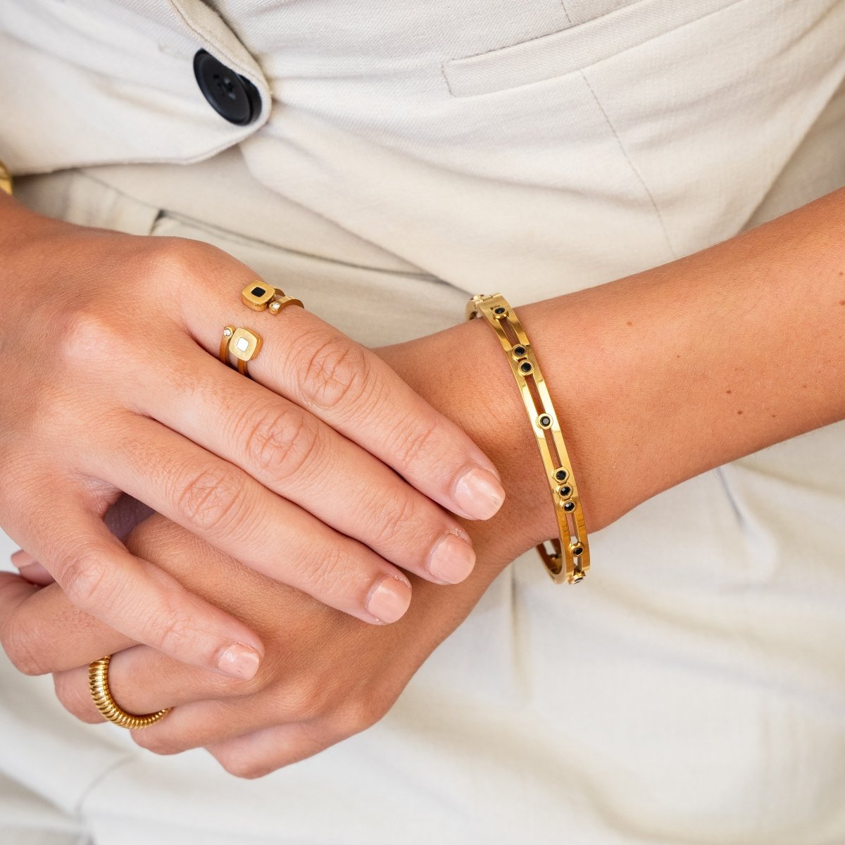 Black Studs Bracelet Plated in 18k Gold