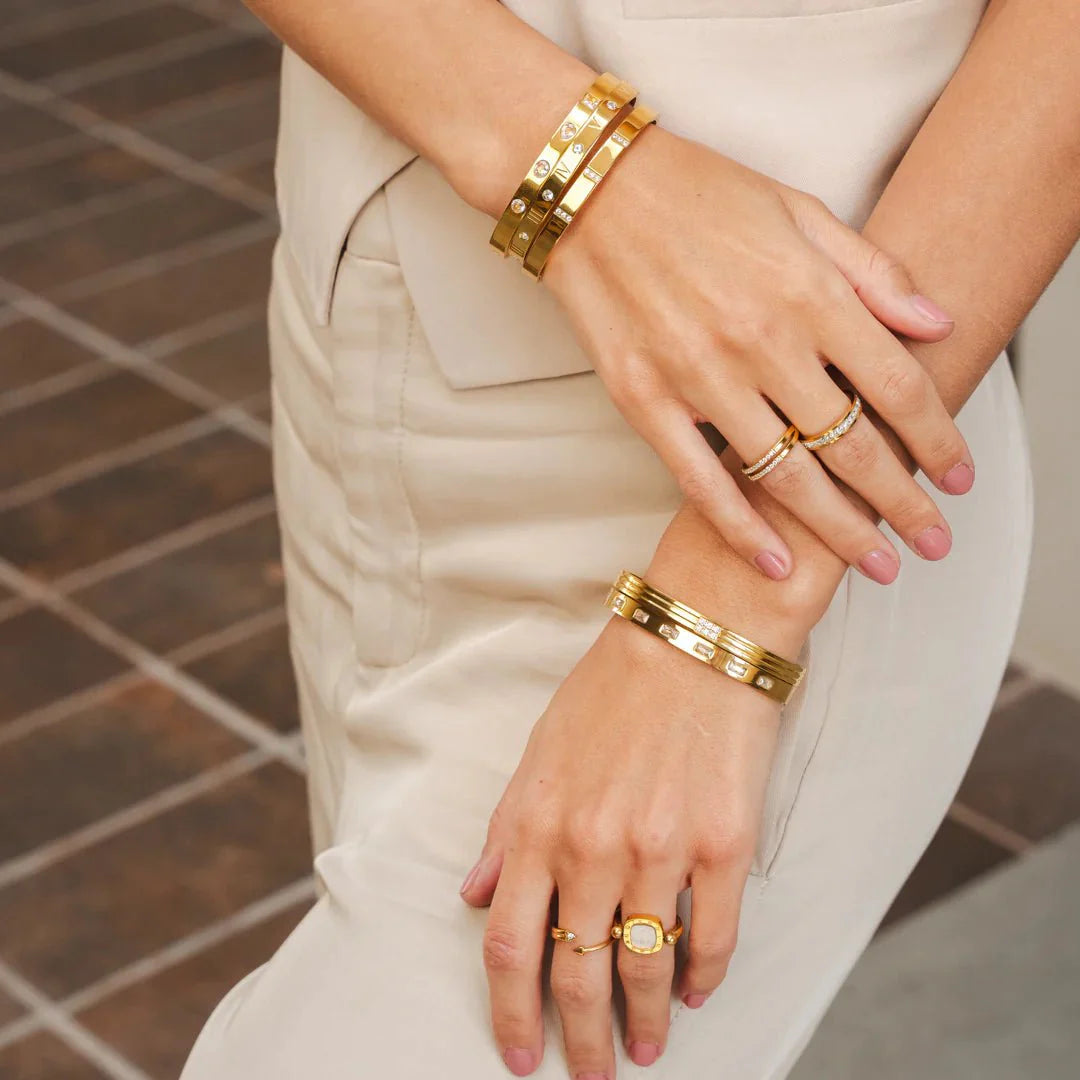 Minimalist Bracelet Plated in 18k Gold