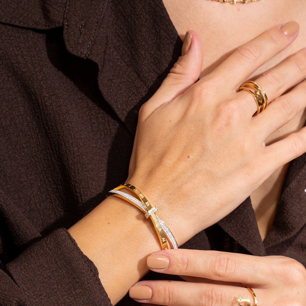Roman Bracelet with Zirconia Plated in 18K Gold