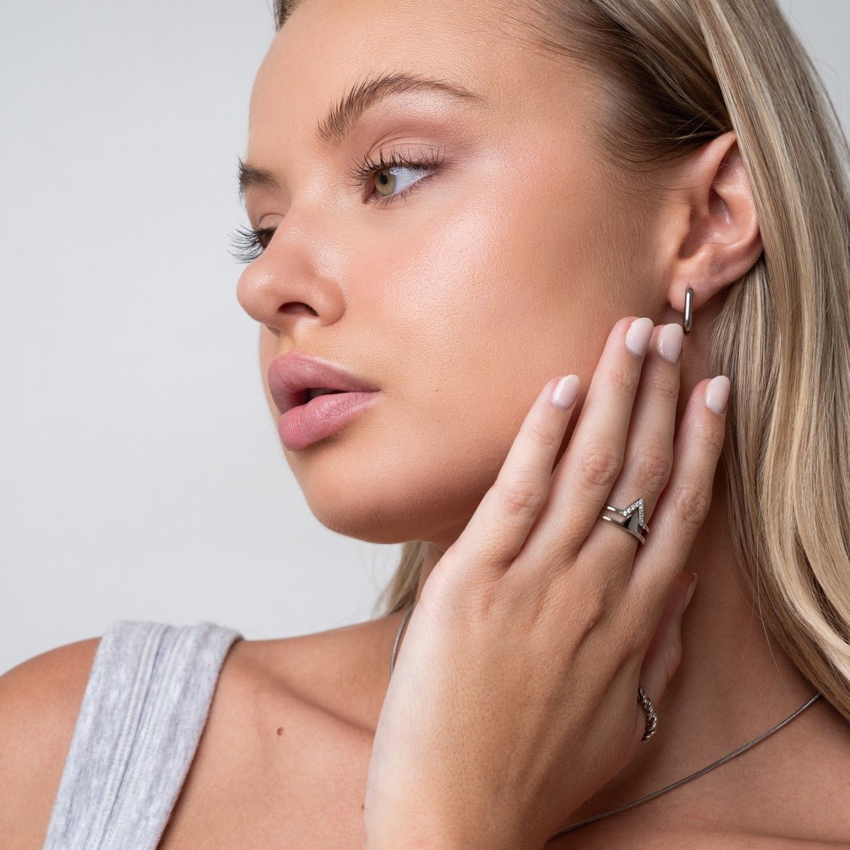 Boucles d'oreilles créoles carrées - Argent