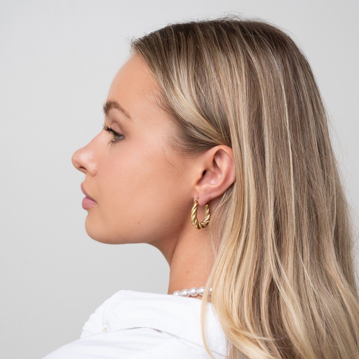 Twisted Hoop Earring Plated in 18K Gold