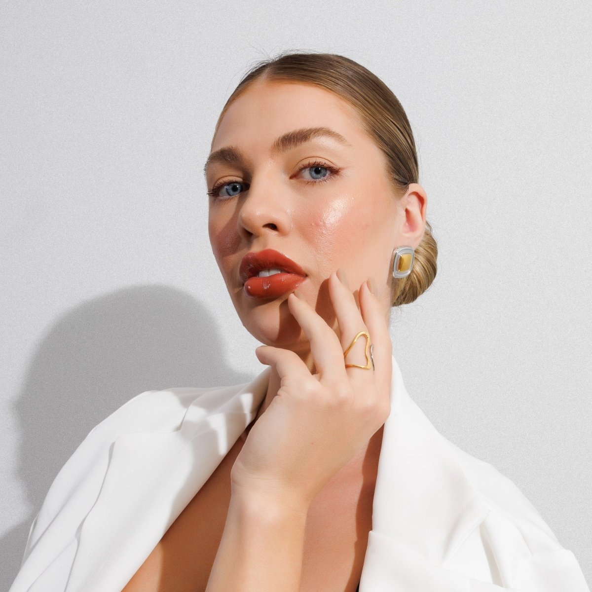 Square Lumière Earrings with Mixed Gold and Silver Plating