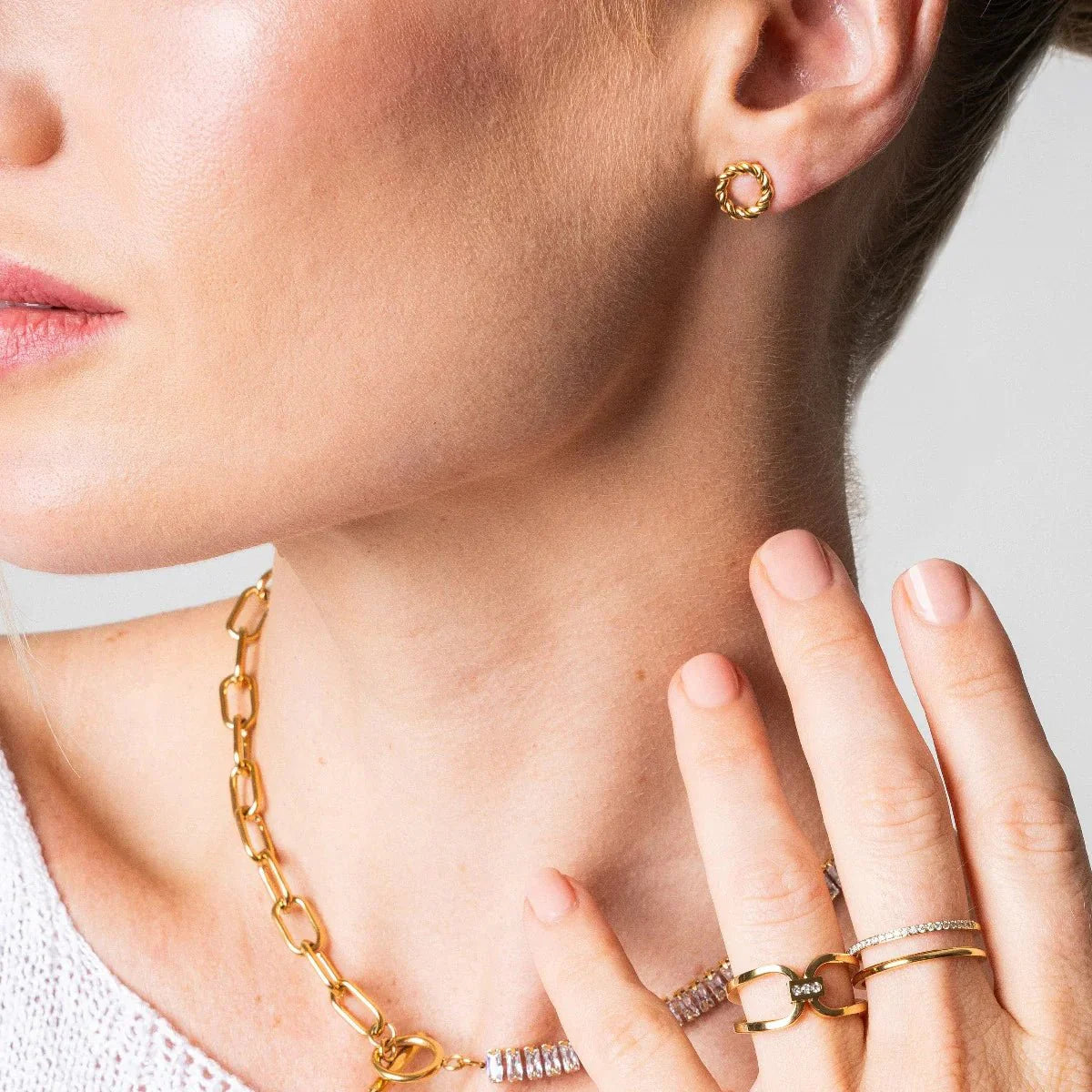 Twist Earring Plated in 18k Gold