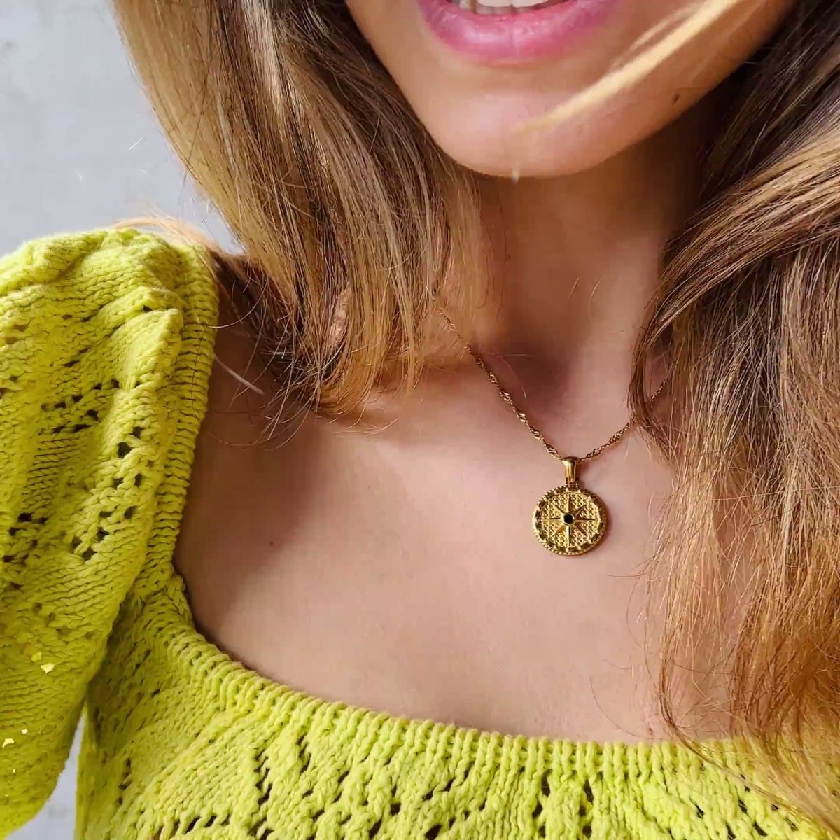 Rose Compass Star Necklace Plated in 18k Gold