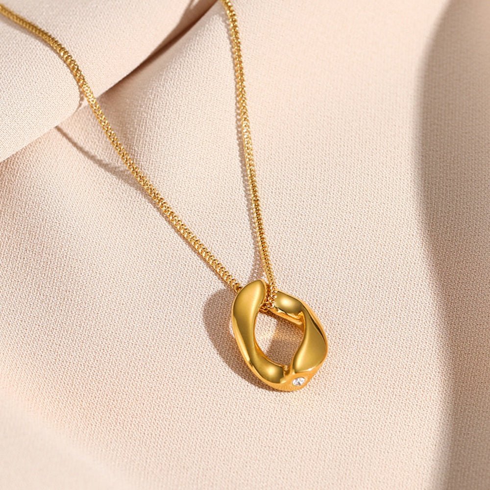 Link Pendant Necklace Plated in 18k Gold