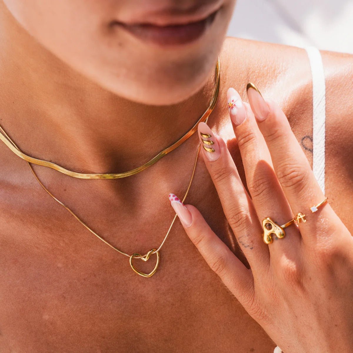 Minimalist Heart Necklace Mix Plated in 18K Gold