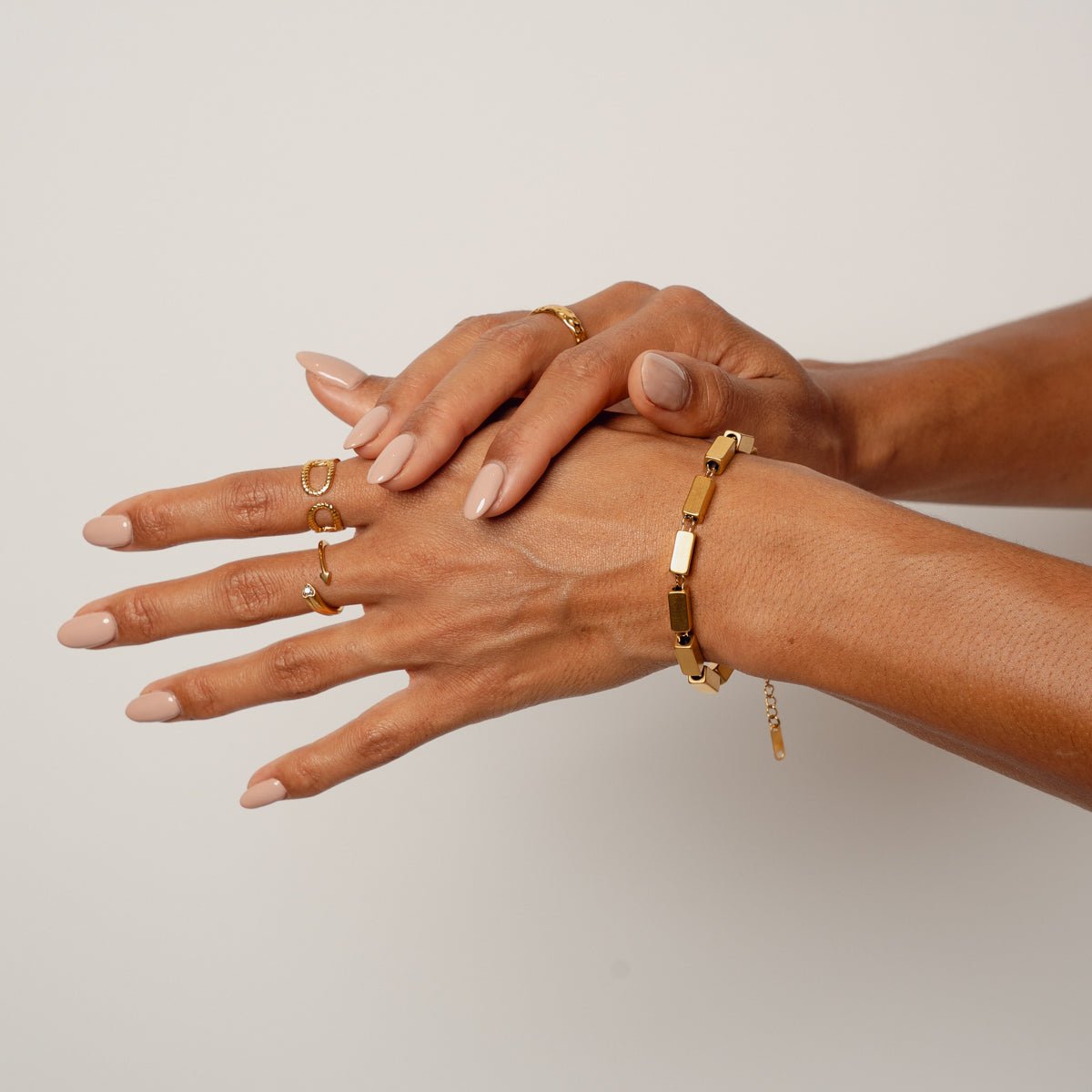 Cora Bracelet Plated in 18k Gold